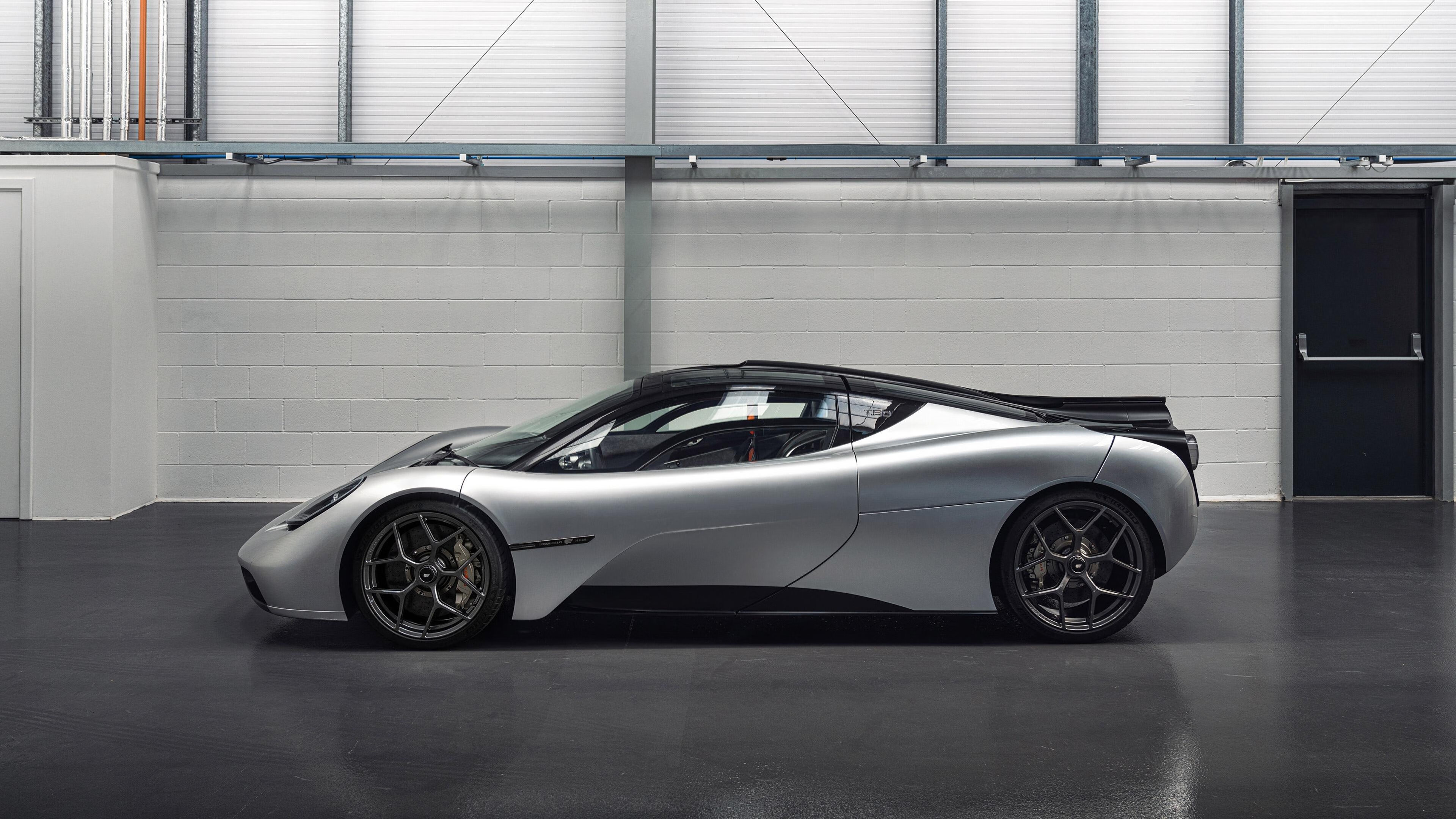 开云体育链接-西甲赛季中期球员疲劳管理及恢复技术创新实践,职业球员西甲球队